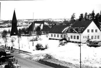 Allhelgonakyrkan och församlingshemmet. Kaptensvägen Malmberget.