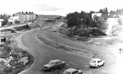 Parkgatsleden/Malmbergsvägen efter omläggning. Parkgatsleden, Gällivare. Vägomläggning, vägbygge.