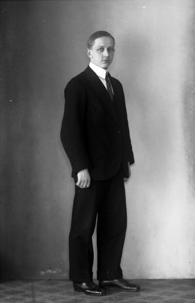 Porträtt av en herre. Ateljefoto.