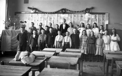 Gruppbild: skolklass. Oidentifierade.