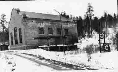 Spelhuset, Malmberget. Kaptensspelet. Centralschaktet. Kaptensgruvan. Senare teaterhus. Malmbergsteatern.