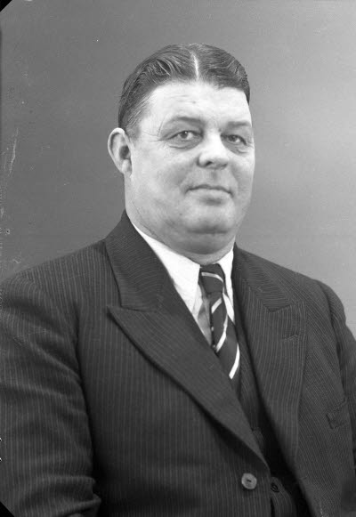 Porträtt av en herre. Ateljefoto.