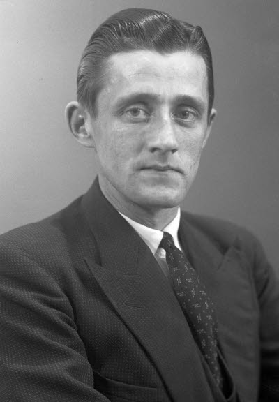 Porträtt av en herre. Ateljefoto.