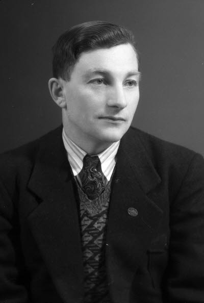 Porträtt av en herre. Ateljefoto.