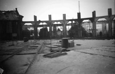 Lokstall under byggnation.