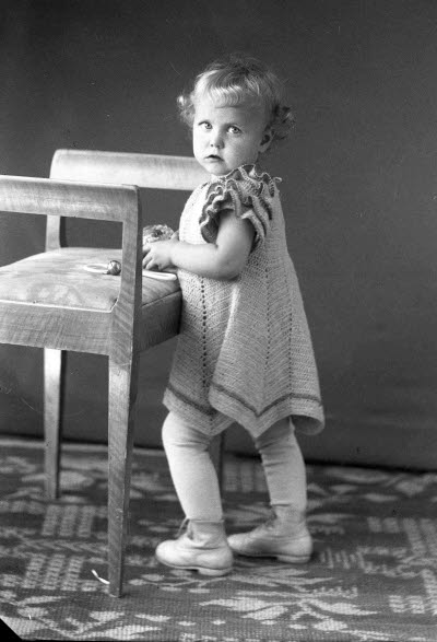 Porträtt av ett barn. Ateljefoto.