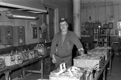 Vitåfors. Batteriladdning stationen 1994-09-19; Jonny Nilsson.