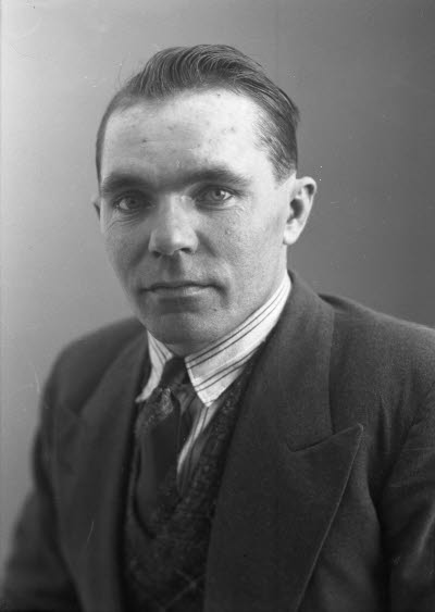 Porträtt av en herre. Ateljefoto.