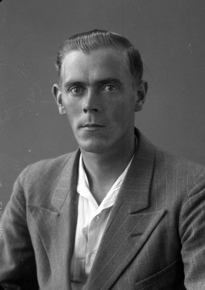 Porträtt av en herre. Ateljefoto.