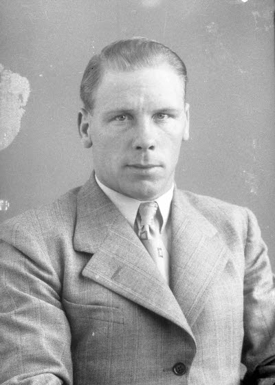 Porträtt av en herre. Ateljefoto.