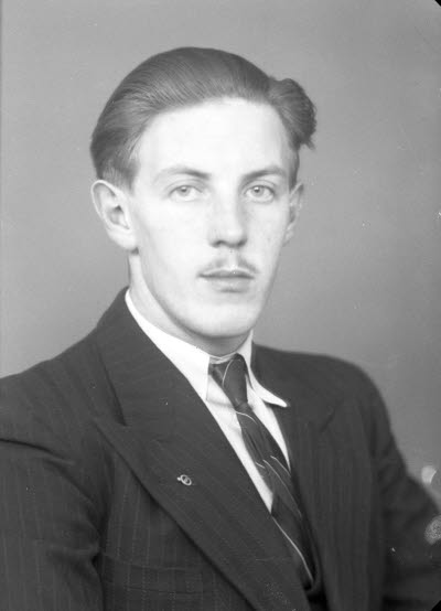 Porträtt av en herre. Ateljefoto.