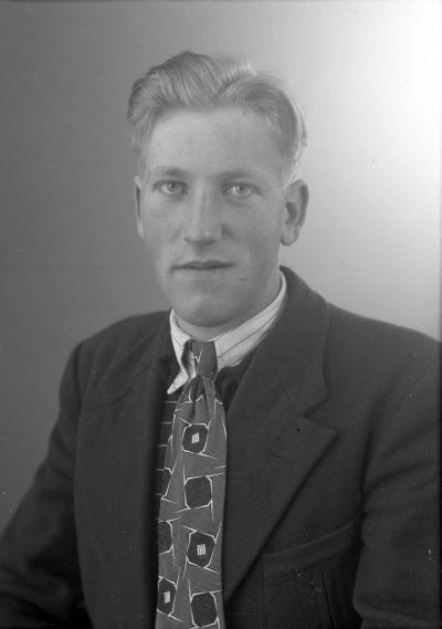 Porträtt av en herre. Ateljefoto.