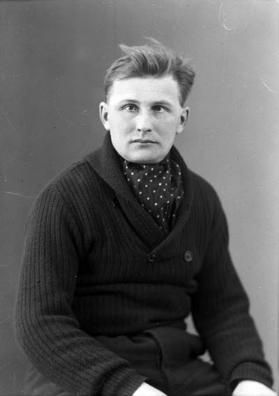 Porträtt av en herre. Ateljefoto.