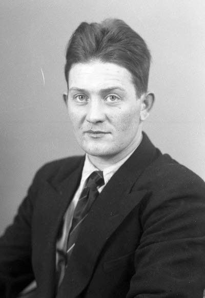 Porträtt av en herre. Ateljefoto.