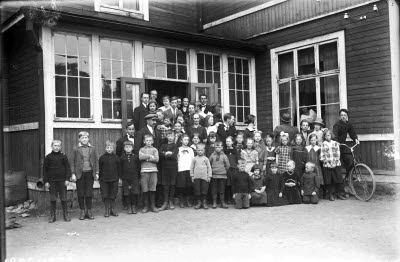 Exteriör; gruppbild: Godtemplare. Oidentifierade.