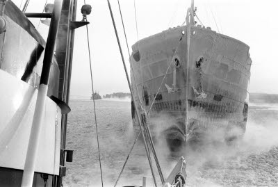 Hamnar. Luleå, Narvik. Fartyg.