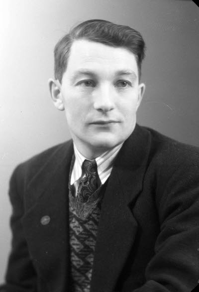 Porträtt av en herre. Ateljefoto.