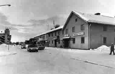Folkets Hus; Blå Forell, Gällivare. Bibliotek. Pizzeria Pema. Hantverkaregatan 5-7. Biograf, teater, konferens, dans.
