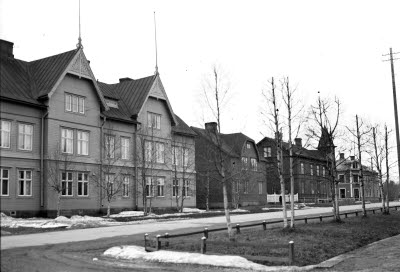 Malmbergsvägen mot Storgatans korsning.