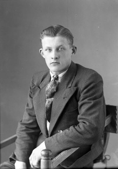 Porträtt av en herre. Ateljefoto.