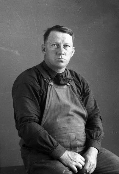 Porträtt av en herre. Ateljefoto.