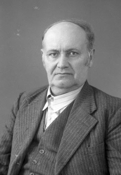 Porträtt av en herre. Ateljefoto.