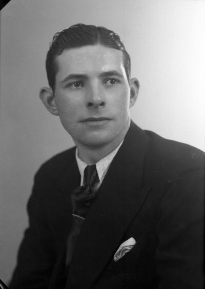 Porträtt av en herre. Ateljefoto.