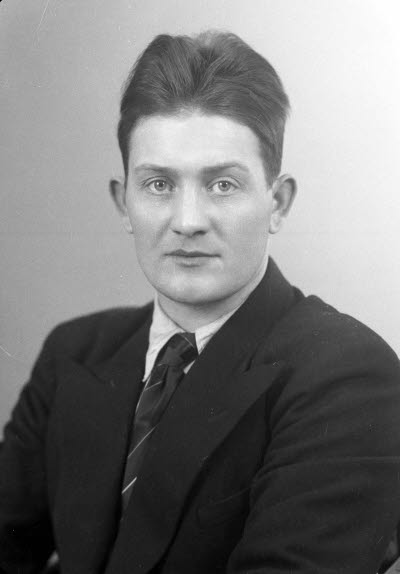 Porträtt av en herre. Ateljefoto.