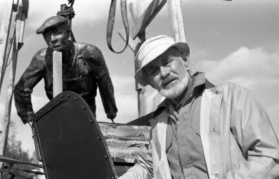 Staty i Koskullskulle.