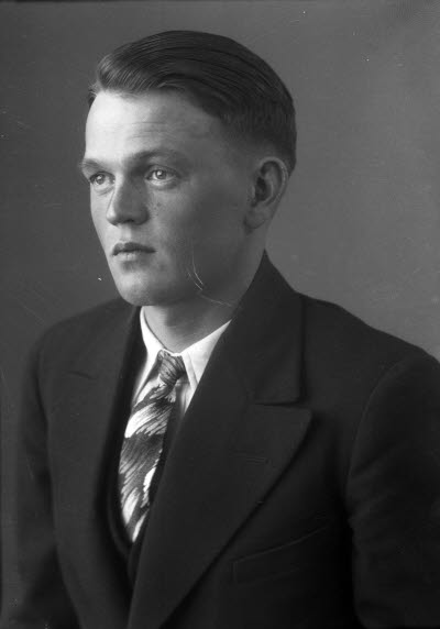 Porträtt av en herre. Ateljefoto.