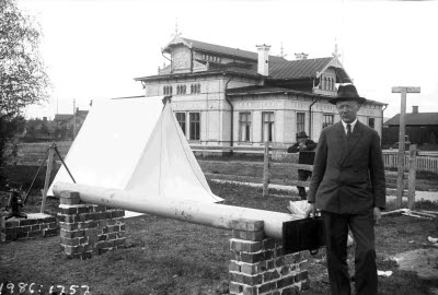 Troligen strålningsmätning vid solförmörkelsen 1927. Oidentifierade.