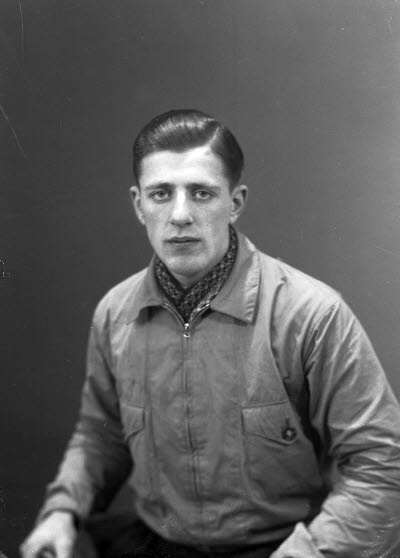 Porträtt av en herre. Ateljefoto.