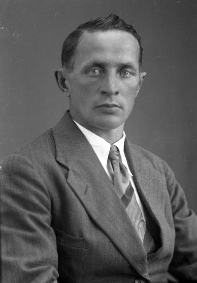 Porträtt av en herre. Ateljefoto.