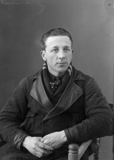 Porträtt av en herre. Ateljefoto.