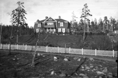 Bolagsområdet; bostadshus; tjänstemannabostad.
