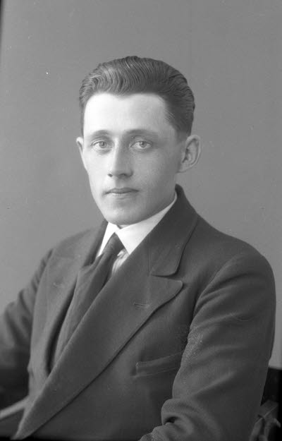 Porträtt av en herre. Ateljefoto.