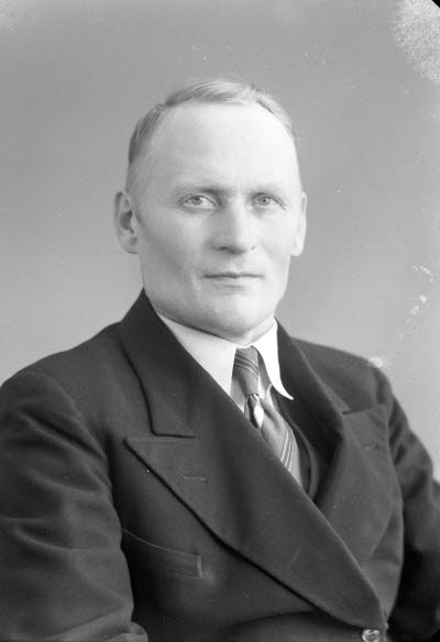 Porträtt av en herre. Ateljefoto.