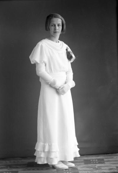 Porträtt av en flicka. Ateljefoto.