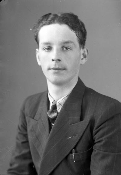 Porträtt av en herre. Ateljefoto.