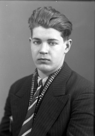 Porträtt av en herre. Ateljefoto.