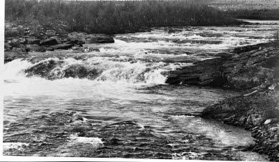 Älv; vattendrag; fors.