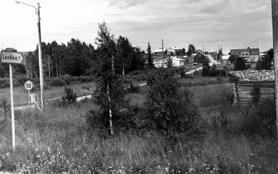 Lovikka, Pajala kommun. Småort; by.