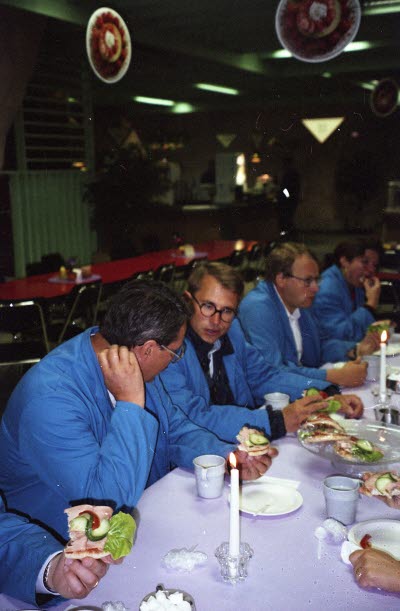 Gruvrestaurant. Näringsminister Per Westerberg på besök hos LKAB i Malmberget.