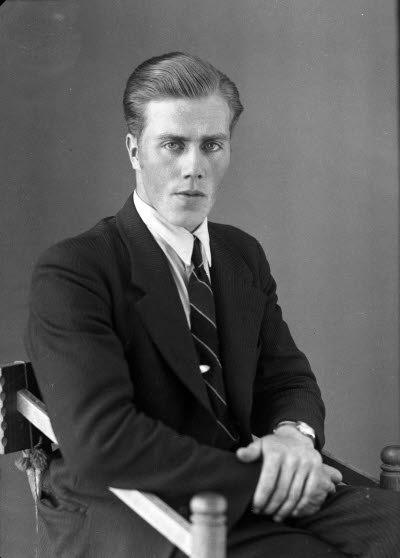 Porträtt av en herre. Ateljefoto.