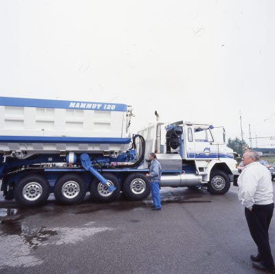 Mammuten, 120 tons trucken.