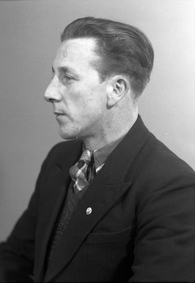 Porträtt av en herre. Ateljefoto.