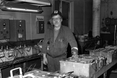 Vitåfors. Batteriladdning stationen 1994-09-19; Jonny Nilsson. 