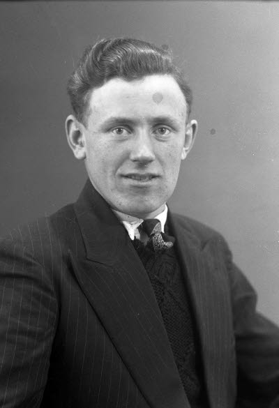 Porträtt av en herre. Ateljefoto.