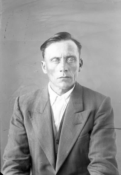 Porträtt av en herre. Ateljefoto.