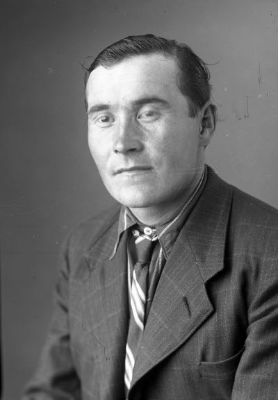 Porträtt av en herre. Ateljefoto.